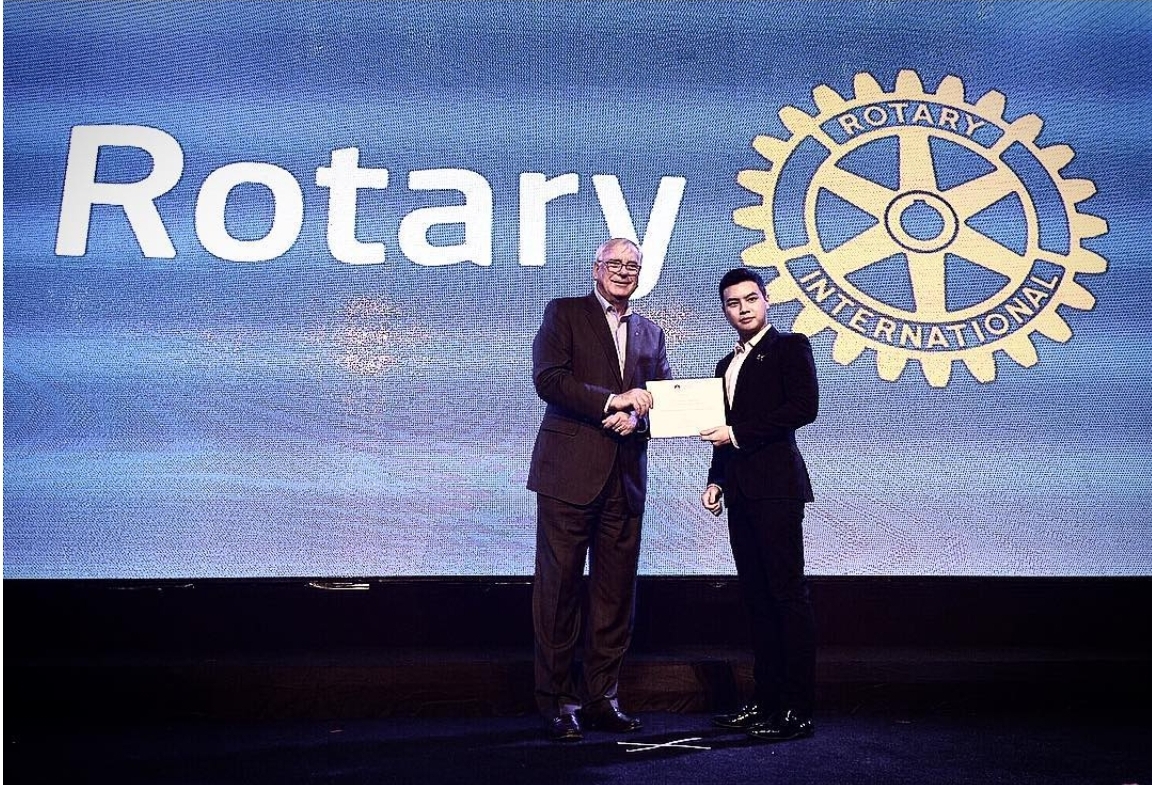 ความร่วมมือกับสโมสรโรตารีสากล